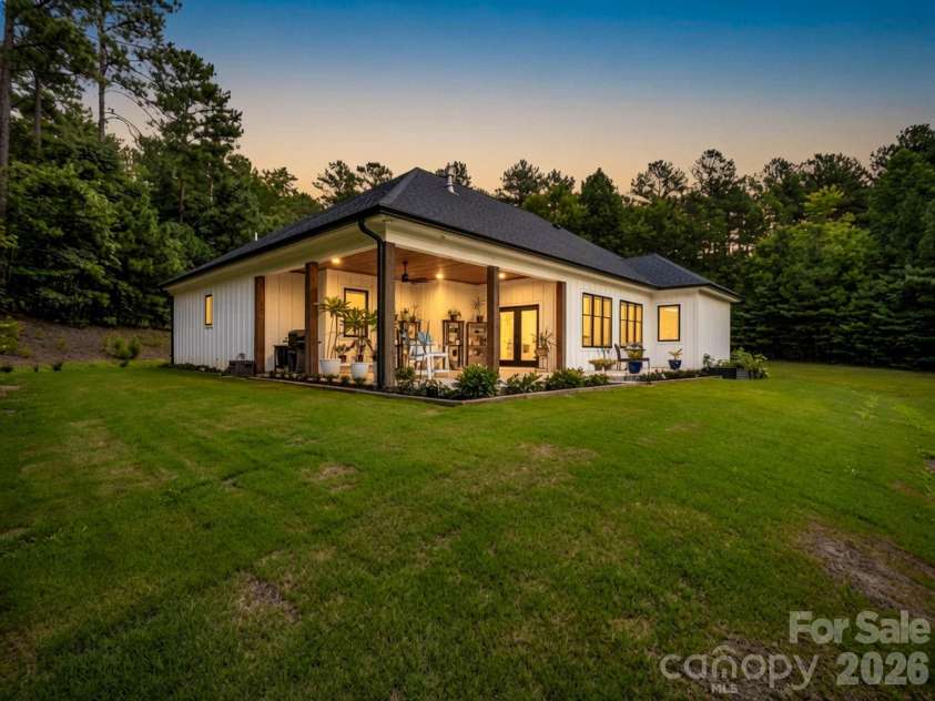 21 Rock Ridge Road, Mill Spring, NC 28756.  MLS# CAR4410302, YatesRealty ID 42434. 