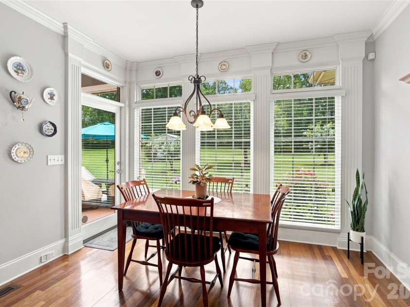 260 Baymount Drive, Statesville, NC 28625.  MLS# CAR4408373, YatesRealty ID 42435. 