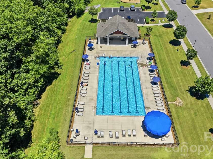 10690 Sapphire Trail, Davidson, NC 28036.  MLS# CAR4410627, YatesRealty ID 42436. Community Pool