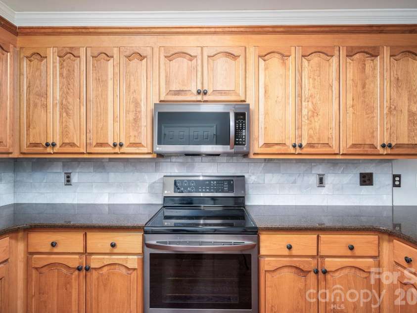 5308 Old Course Drive, Cramerton, NC 28032.  MLS# CAR4411801, YatesRealty ID 42439. 