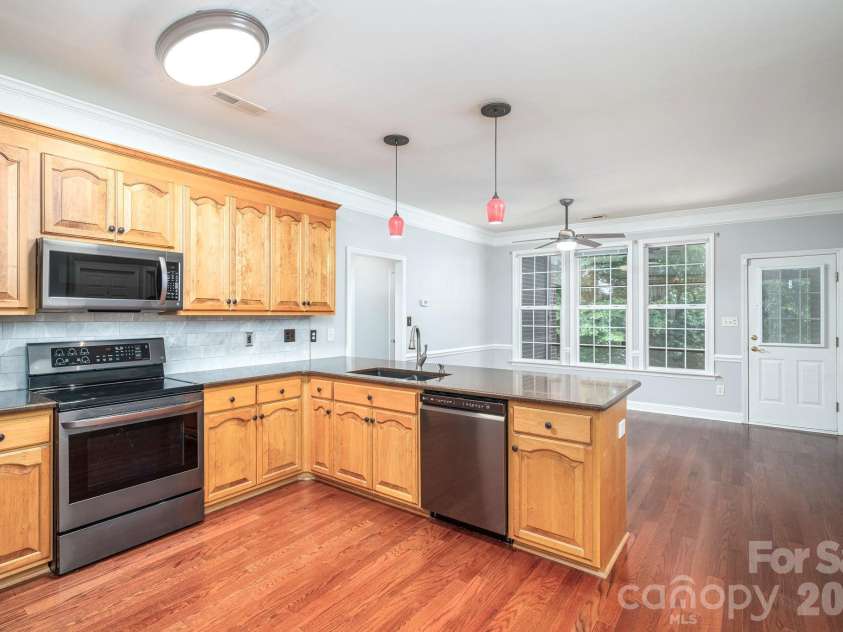 5308 Old Course Drive, Cramerton, NC 28032.  MLS# CAR4411801, YatesRealty ID 42439. 