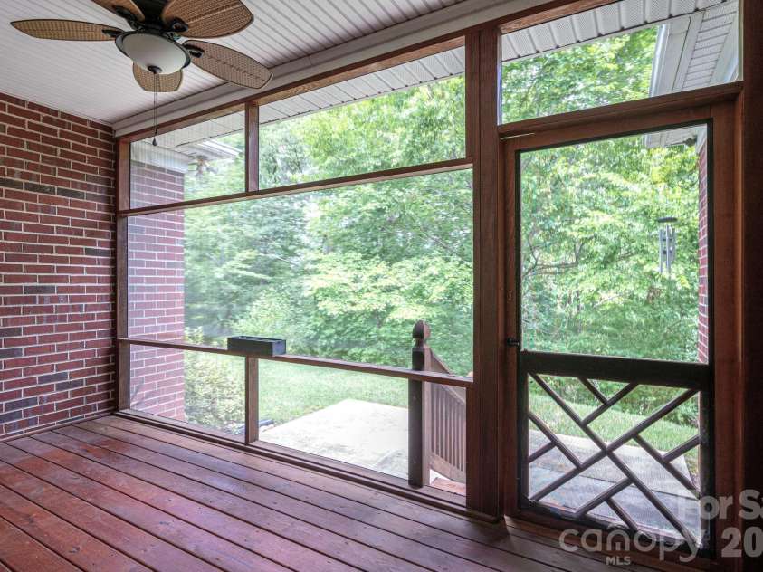 5308 Old Course Drive, Cramerton, NC 28032.  MLS# CAR4411801, YatesRealty ID 42439. 