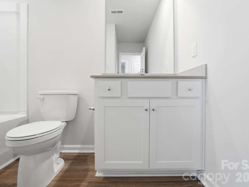 1207 Suncrest Avenue, Statesville, NC 28677.  MLS# CAR4333350, YatesRealty ID 4244. 