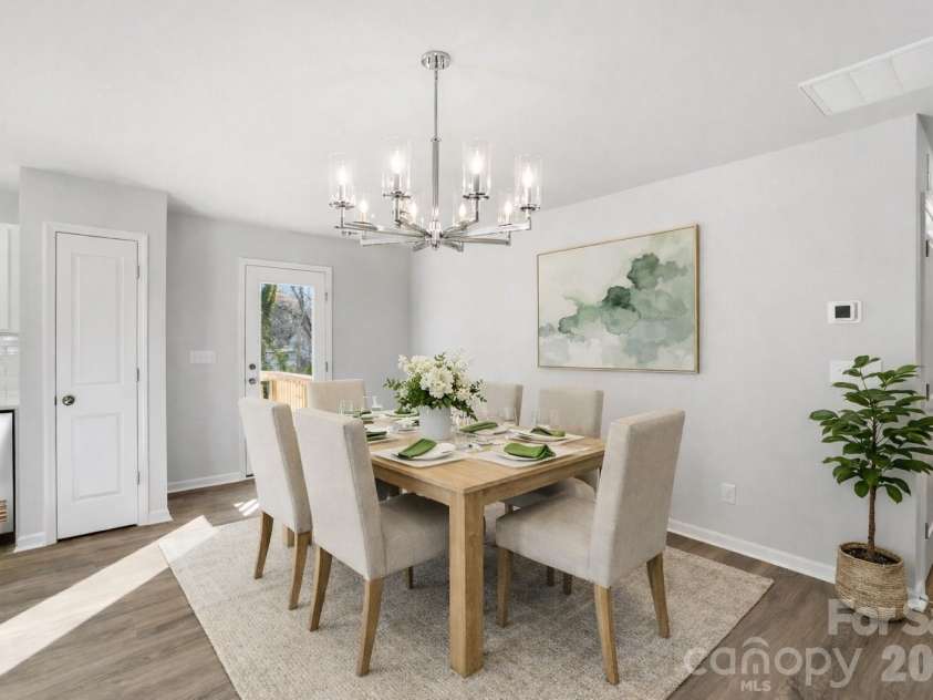 1207 Suncrest Avenue, Statesville, NC 28677.  MLS# CAR4333350, YatesRealty ID 4244. Virtually Staged