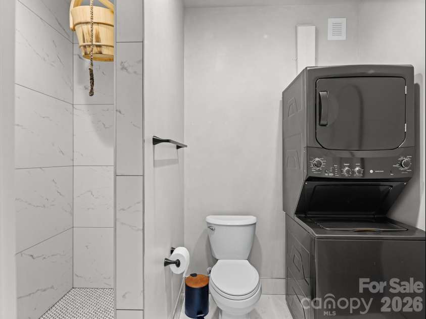 52 Klimovych Road, Hendersonville, NC 28792.  MLS# CAR4411004, YatesRealty ID 42440. Bath with Cold Bucket and 2nd Laundry