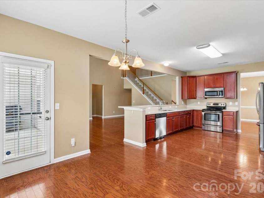 5307 Hackberry Lane, Concord, NC 28027.  MLS# CAR4409364, YatesRealty ID 42445. Breakfast Area / Kitchen