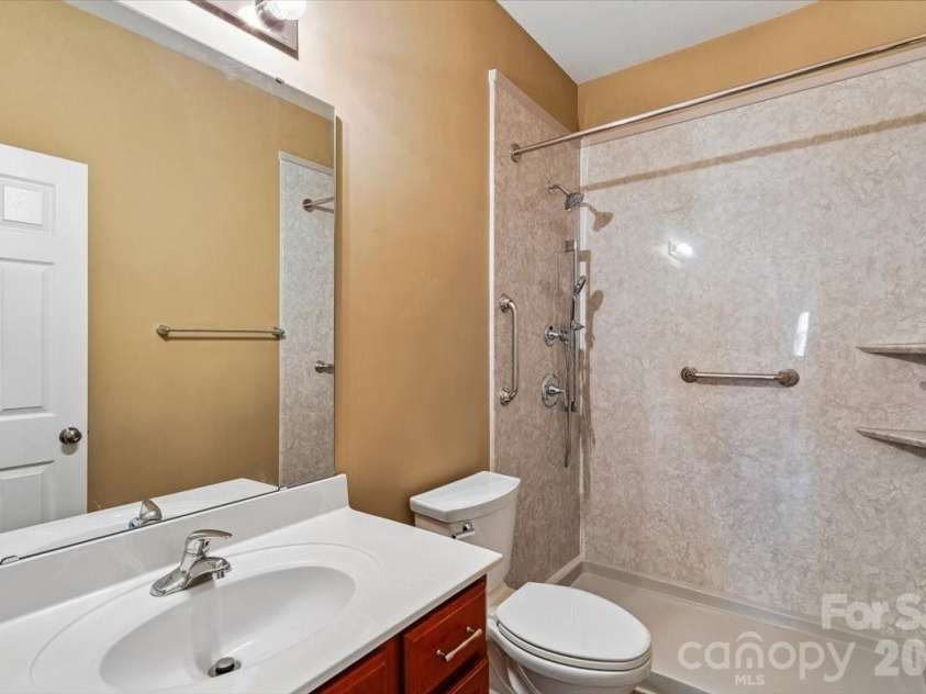 5307 Hackberry Lane, Concord, NC 28027.  MLS# CAR4409364, YatesRealty ID 42445. Hall Bath First Floor