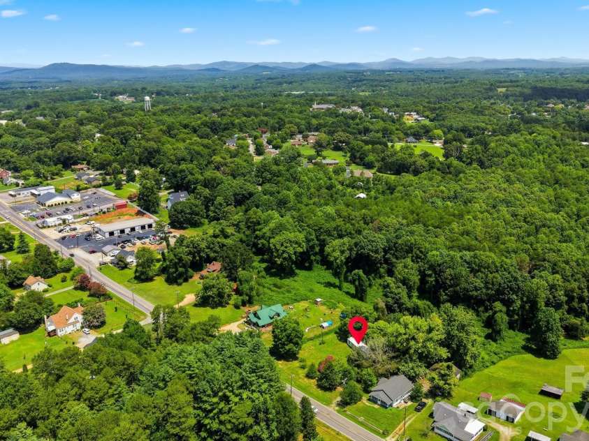 136 South Main Street, Granite Falls, NC 28630.  MLS# CAR4410400, YatesRealty ID 42446. 
