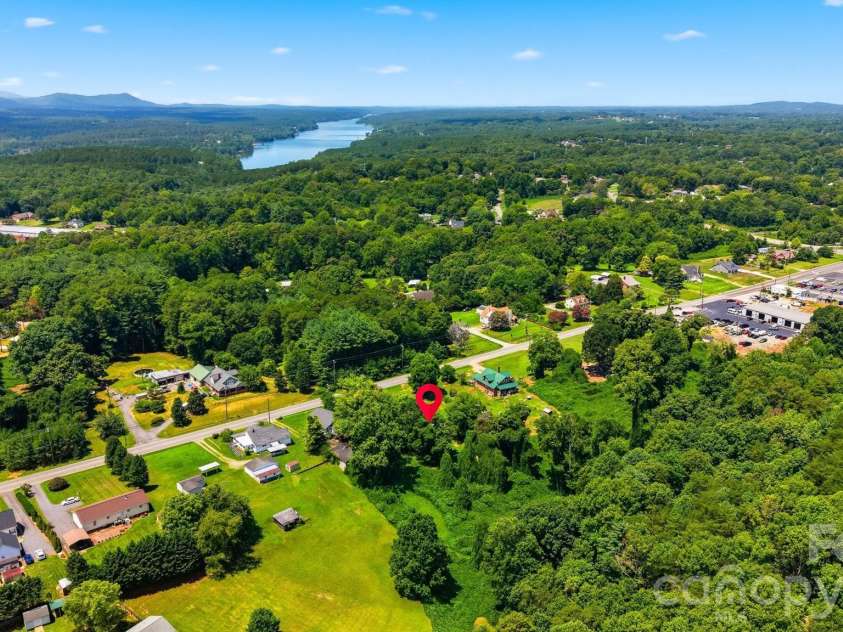 136 South Main Street, Granite Falls, NC 28630.  MLS# CAR4410400, YatesRealty ID 42446. 