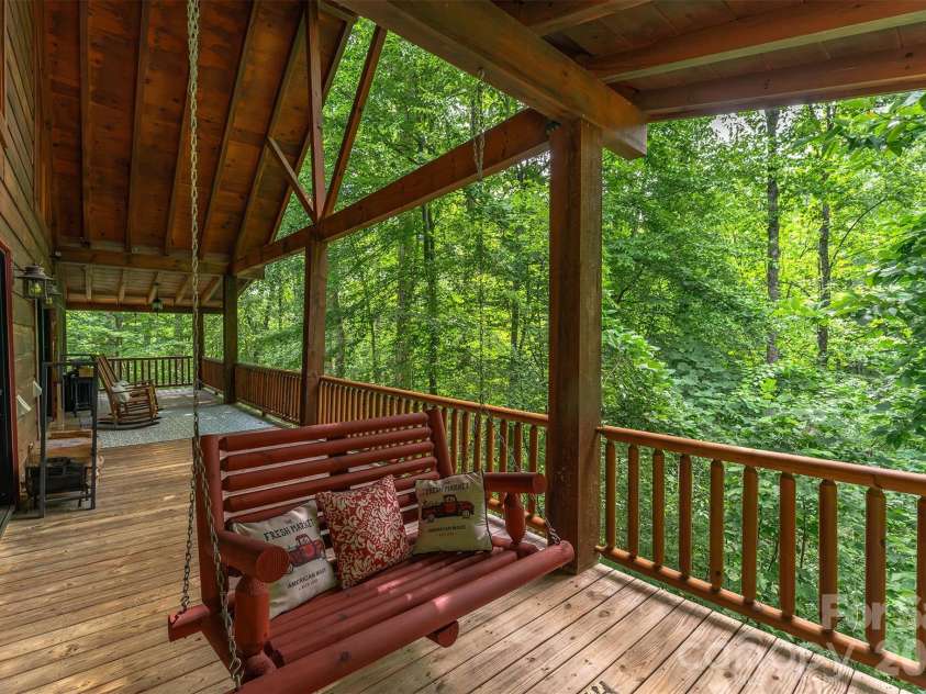 698 Heartwood Drive, Marion, NC 28752.  MLS# CAR4408423, YatesRealty ID 42447. 