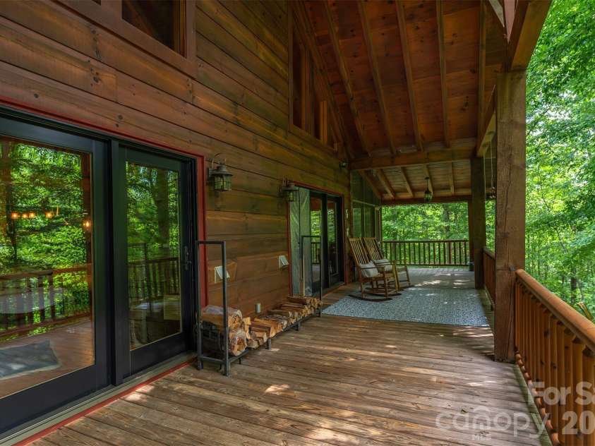 698 Heartwood Drive, Marion, NC 28752.  MLS# CAR4408423, YatesRealty ID 42447. 