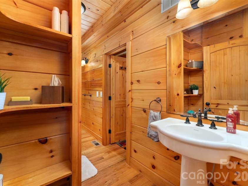 698 Heartwood Drive, Marion, NC 28752.  MLS# CAR4408423, YatesRealty ID 42447. 