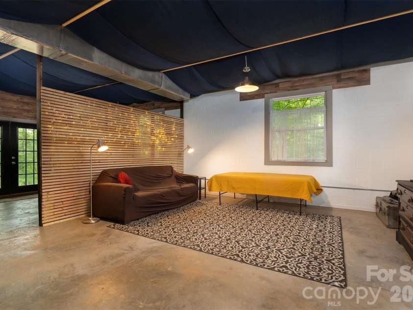 698 Heartwood Drive, Marion, NC 28752.  MLS# CAR4408423, YatesRealty ID 42447. 