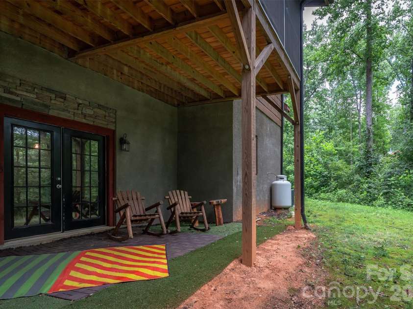 698 Heartwood Drive, Marion, NC 28752.  MLS# CAR4408423, YatesRealty ID 42447. 