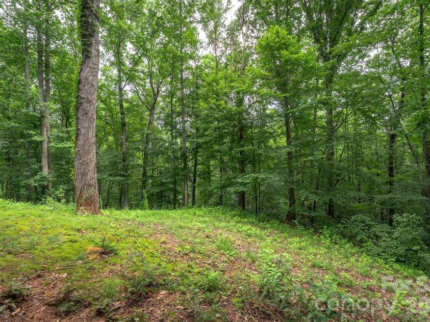 698 Heartwood Drive, Marion, NC 28752.  MLS# CAR4408423, YatesRealty ID 42447. 