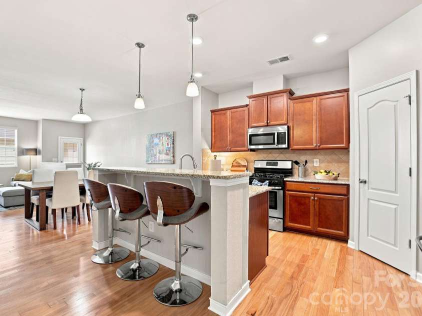 6027 Turkey Oak Lane, Fort Mill, SC 29707.  MLS# CAR4408131, YatesRealty ID 42448. 