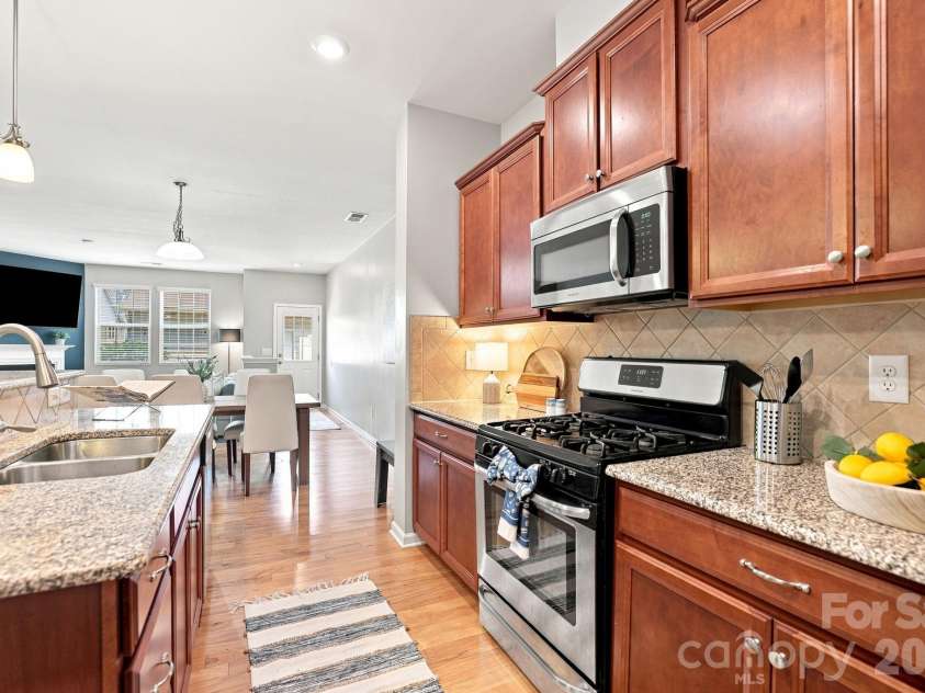 6027 Turkey Oak Lane, Fort Mill, SC 29707.  MLS# CAR4408131, YatesRealty ID 42448. 