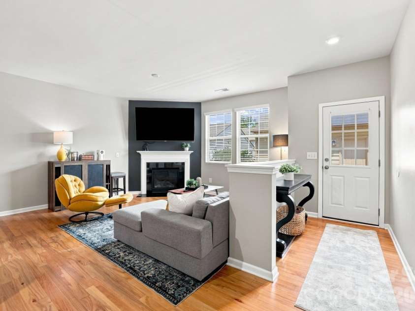 6027 Turkey Oak Lane, Fort Mill, SC 29707.  MLS# CAR4408131, YatesRealty ID 42448. 