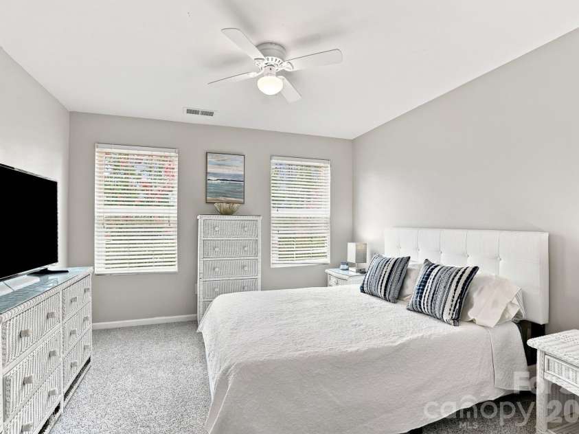 6027 Turkey Oak Lane, Fort Mill, SC 29707.  MLS# CAR4408131, YatesRealty ID 42448. 