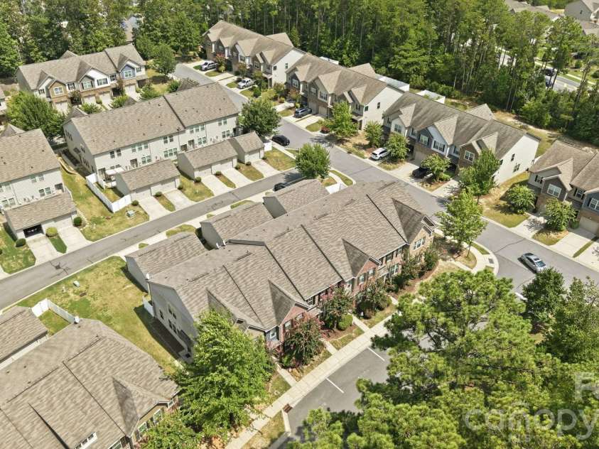 6027 Turkey Oak Lane, Fort Mill, SC 29707.  MLS# CAR4408131, YatesRealty ID 42448. 