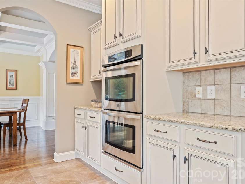314 Stone Cliff Lane, Lake Wylie, SC 29710.  MLS# CAR4405243, YatesRealty ID 42449. 