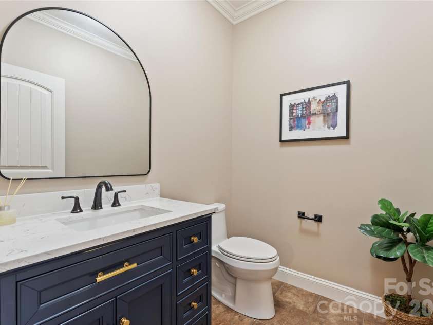 314 Stone Cliff Lane, Lake Wylie, SC 29710.  MLS# CAR4405243, YatesRealty ID 42449. 