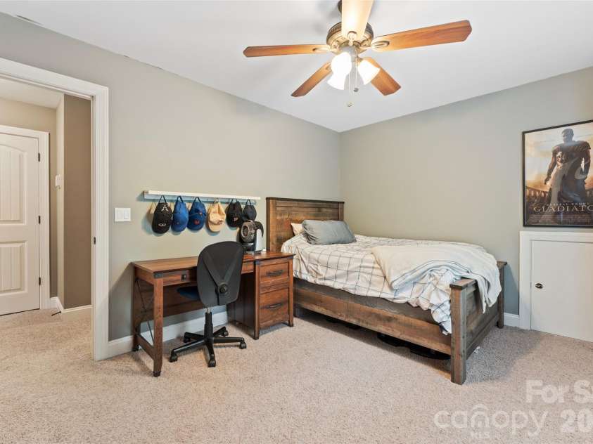 314 Stone Cliff Lane, Lake Wylie, SC 29710.  MLS# CAR4405243, YatesRealty ID 42449. 