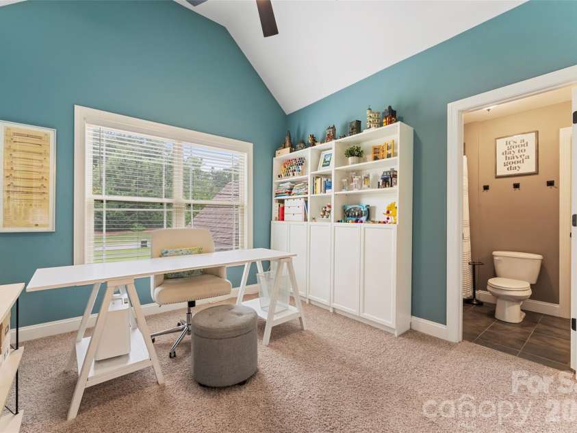 314 Stone Cliff Lane, Lake Wylie, SC 29710.  MLS# CAR4405243, YatesRealty ID 42449. 