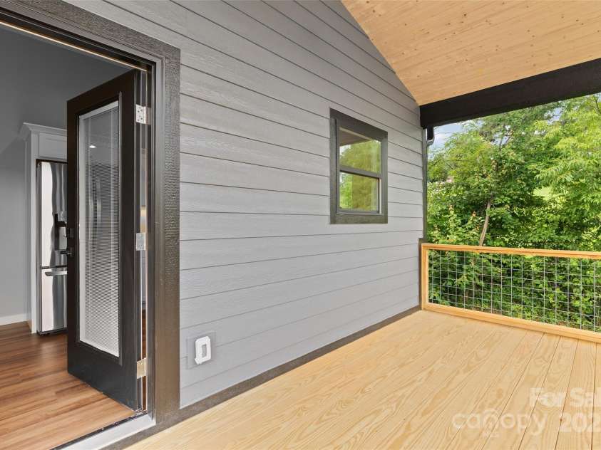 141 Peyton Elaine Road, Clyde, NC 28721.  MLS# CAR4241344, YatesRealty ID 4245. 