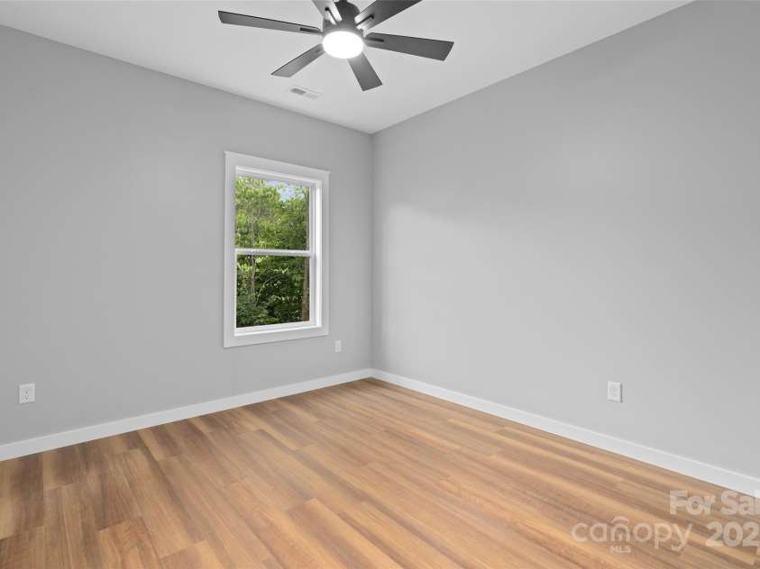 141 Peyton Elaine Road, Clyde, NC 28721.  MLS# CAR4241344, YatesRealty ID 4245. 