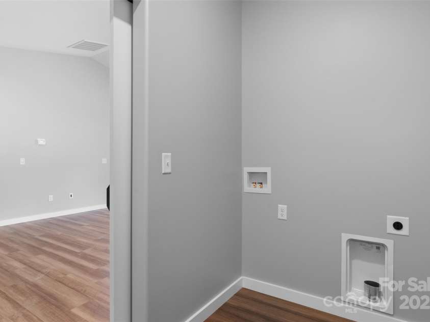 141 Peyton Elaine Road, Clyde, NC 28721.  MLS# CAR4241344, YatesRealty ID 4245. 