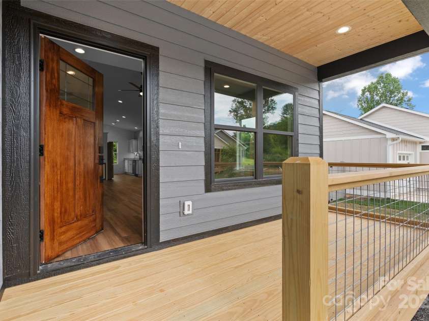 141 Peyton Elaine Road, Clyde, NC 28721.  MLS# CAR4241344, YatesRealty ID 4245. 