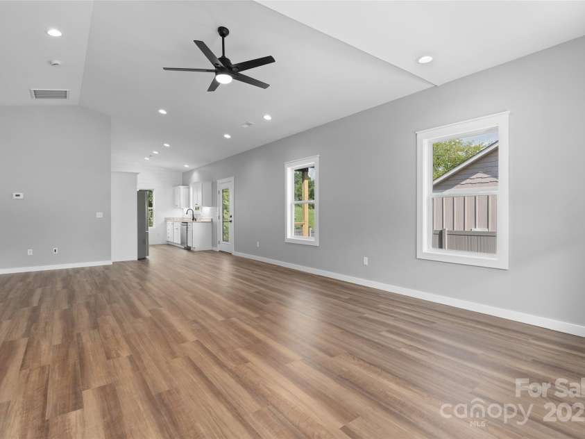 141 Peyton Elaine Road, Clyde, NC 28721.  MLS# CAR4241344, YatesRealty ID 4245. 