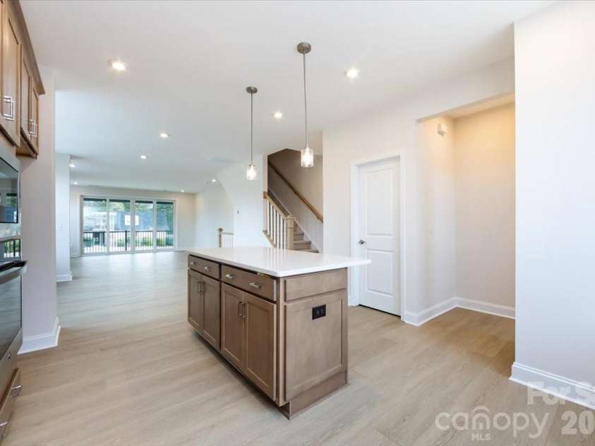 3013 Circles End, Charlotte, NC 28226.  MLS# CAR4396103, YatesRealty ID 42452. Open concept second floor