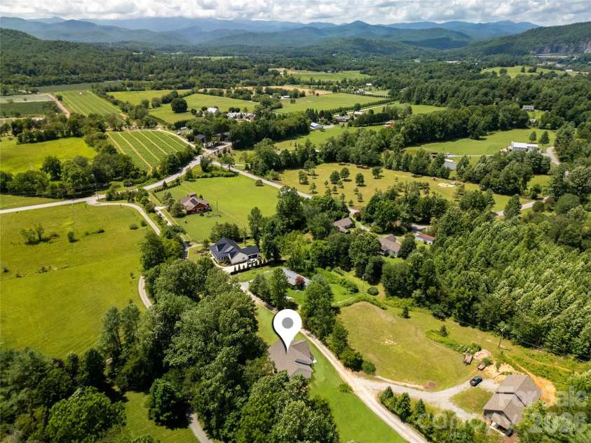 146 Cliff Road, Penrose, NC 28766.  MLS# CAR4407814, YatesRealty ID 42455. 