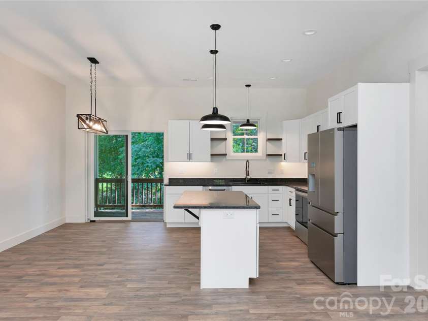 146 Cliff Road, Penrose, NC 28766.  MLS# CAR4407814, YatesRealty ID 42455. 