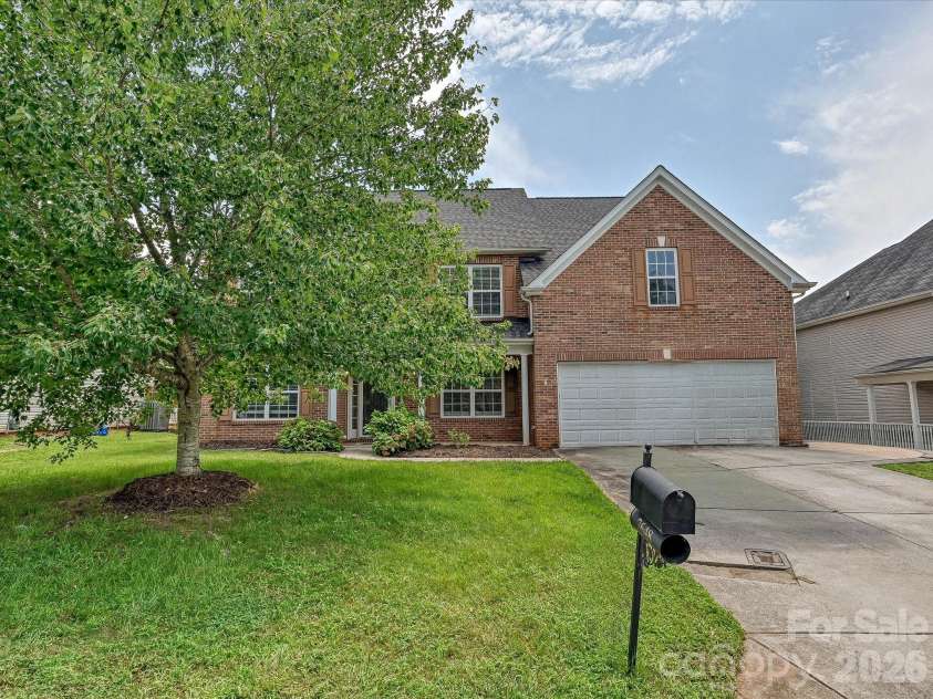 7648 Natalie Commons Drive, Denver, NC 28037.  MLS# CAR4410464, YatesRealty ID 42456. 