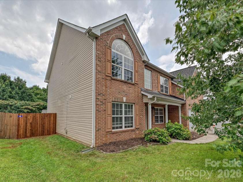 7648 Natalie Commons Drive, Denver, NC 28037.  MLS# CAR4410464, YatesRealty ID 42456. 