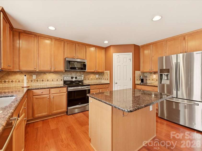 7648 Natalie Commons Drive, Denver, NC 28037.  MLS# CAR4410464, YatesRealty ID 42456. 