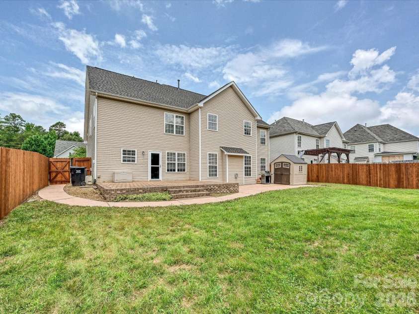 7648 Natalie Commons Drive, Denver, NC 28037.  MLS# CAR4410464, YatesRealty ID 42456. 