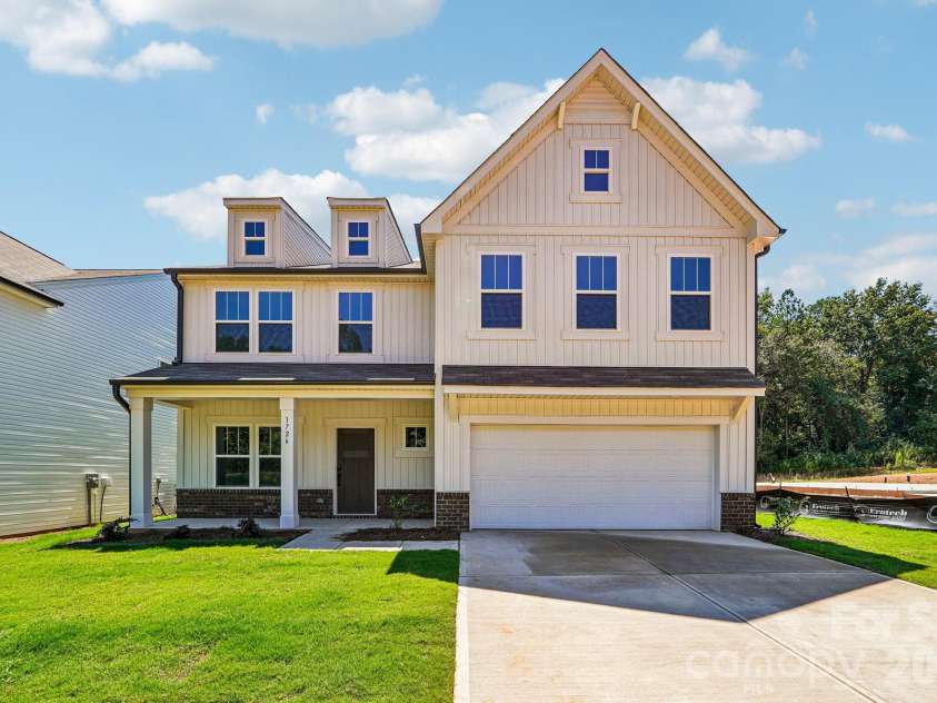 1726 Autumn Country Lane, High Shoals, NC 28077.  MLS# CAR4410444, YatesRealty ID 42459. 