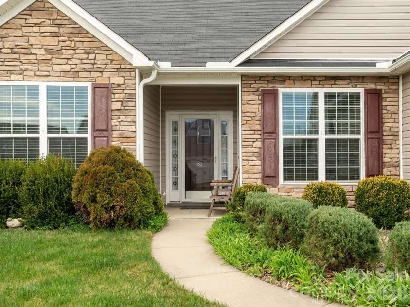 83 Swift Creek Road, Fletcher, NC 28732.  MLS# CAR4357918, YatesRealty ID 4246. 
