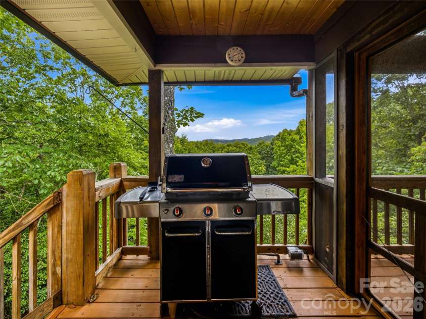 20 Adohi Court, Brevard, NC 28712.  MLS# CAR4407871, YatesRealty ID 42461. 