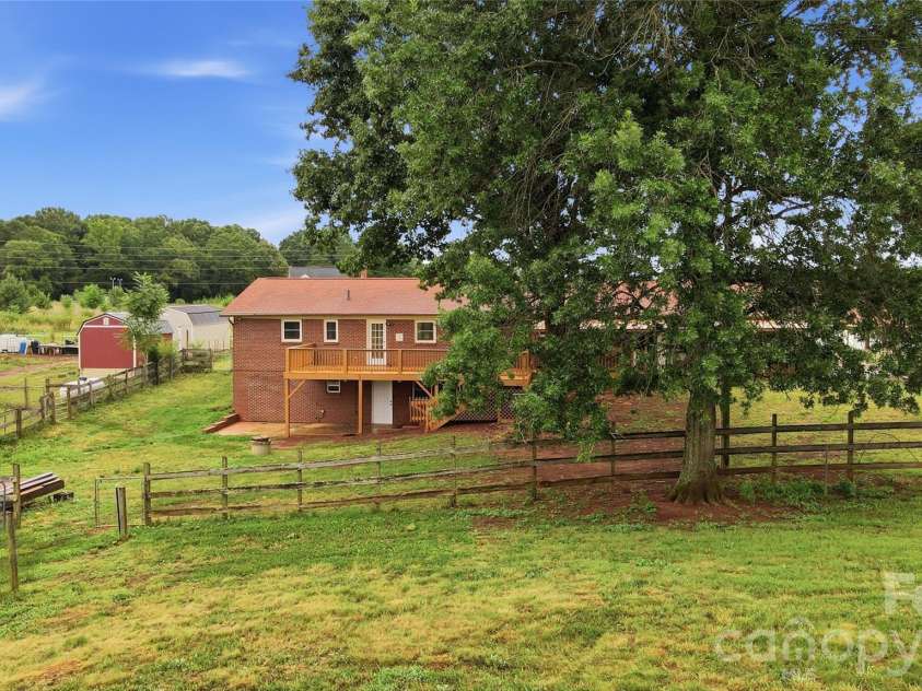 3881 Summerow Road, Maiden, NC 28650.  MLS# CAR4409606, YatesRealty ID 42462. 