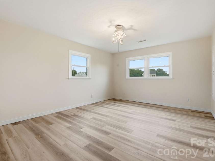 3881 Summerow Road, Maiden, NC 28650.  MLS# CAR4409606, YatesRealty ID 42462. 