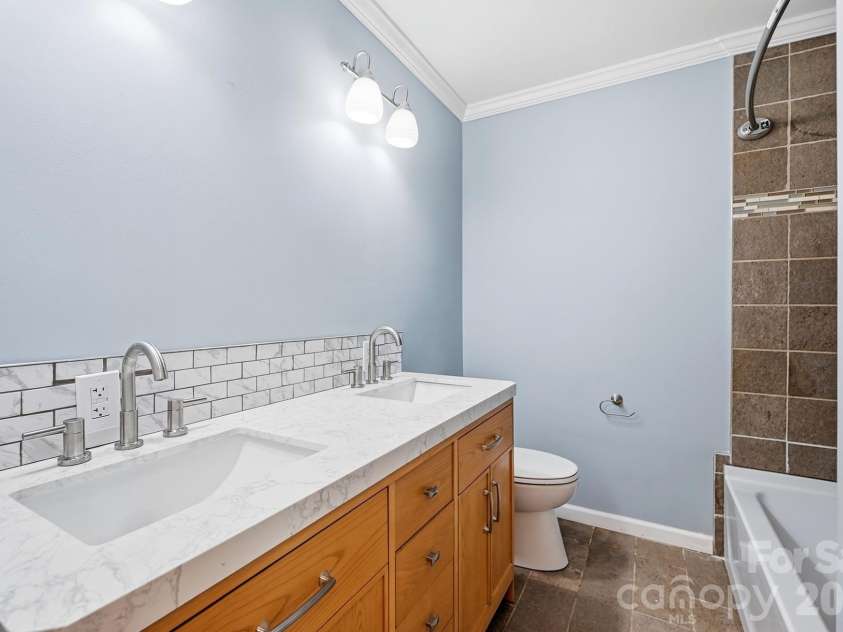 3881 Summerow Road, Maiden, NC 28650.  MLS# CAR4409606, YatesRealty ID 42462. 