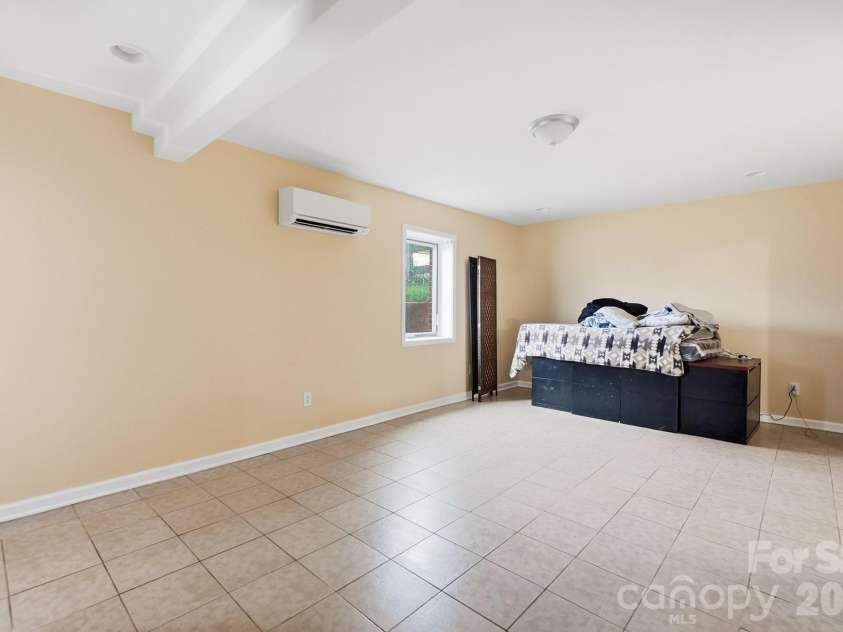 3881 Summerow Road, Maiden, NC 28650.  MLS# CAR4409606, YatesRealty ID 42462. 