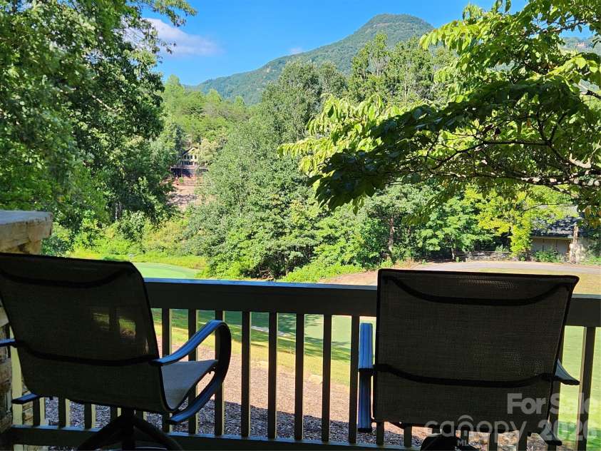 124 Huntington Road, Lake Lure, NC 28746.  MLS# CAR4409689, YatesRealty ID 42463. 