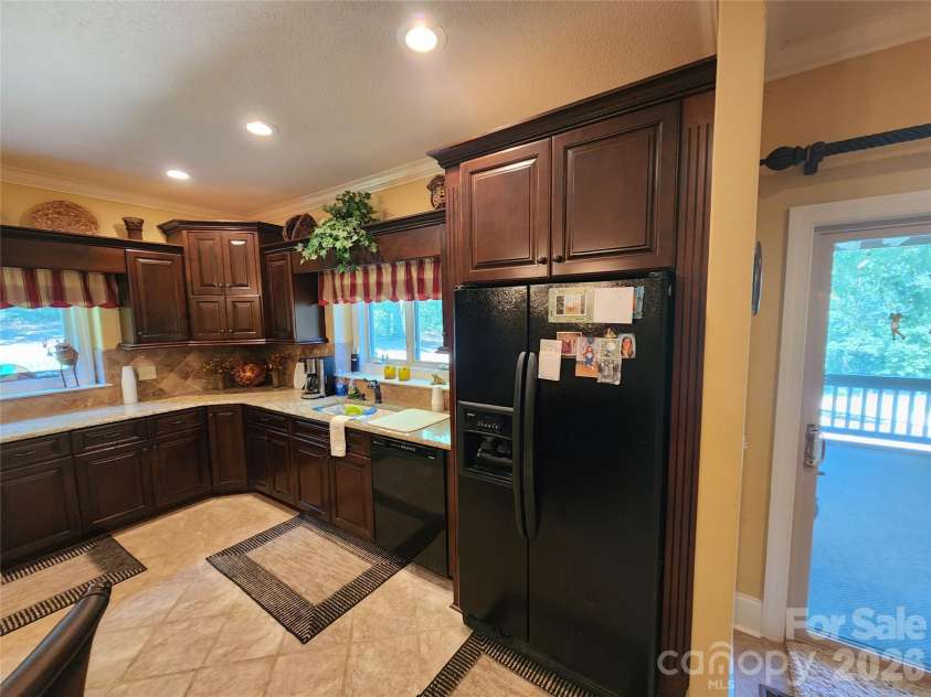 124 Huntington Road, Lake Lure, NC 28746.  MLS# CAR4409689, YatesRealty ID 42463. 