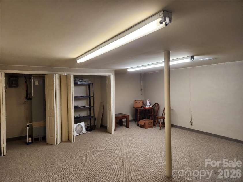 124 Huntington Road, Lake Lure, NC 28746.  MLS# CAR4409689, YatesRealty ID 42463. 